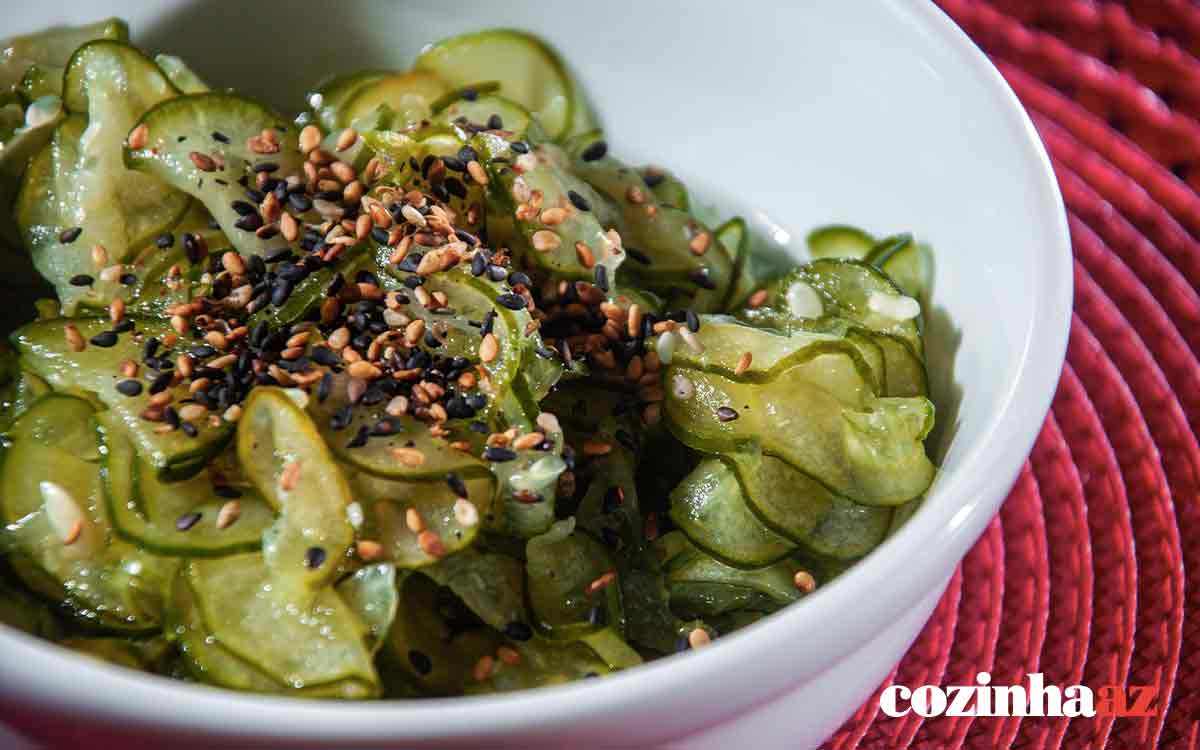 Sunomono a salada de pepino japonesa