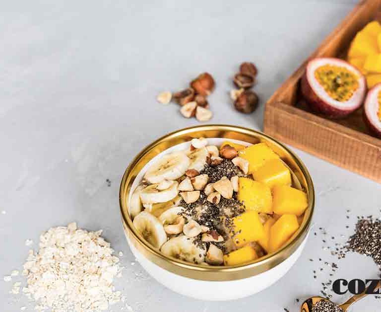 Overnight oats com frutas amarelas