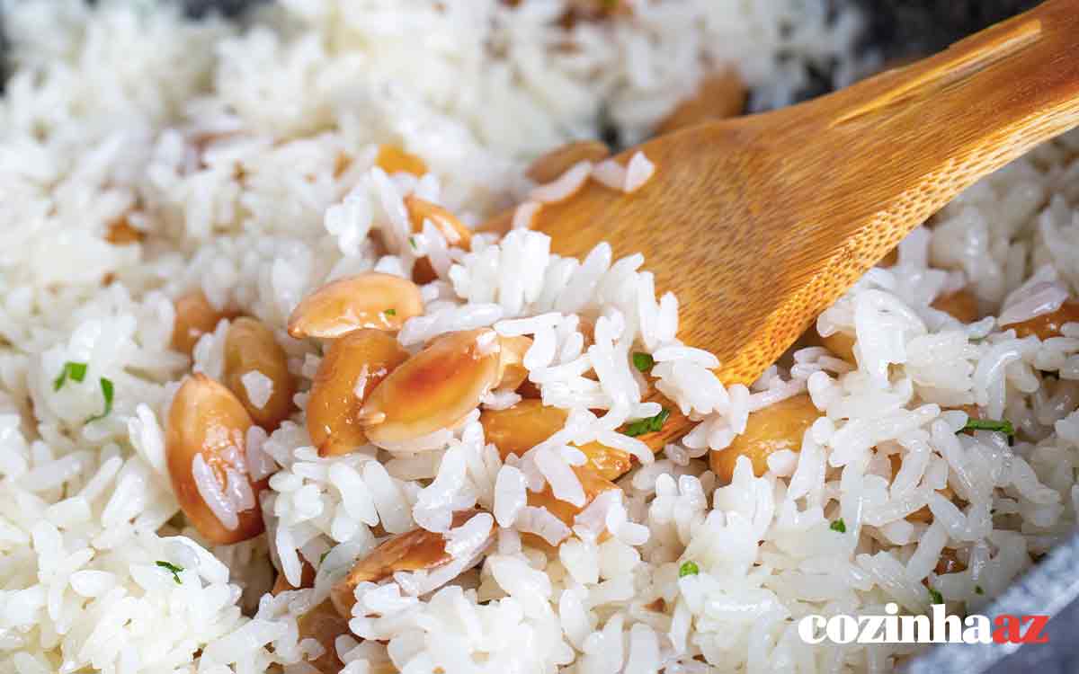 Arroz com amêndoas