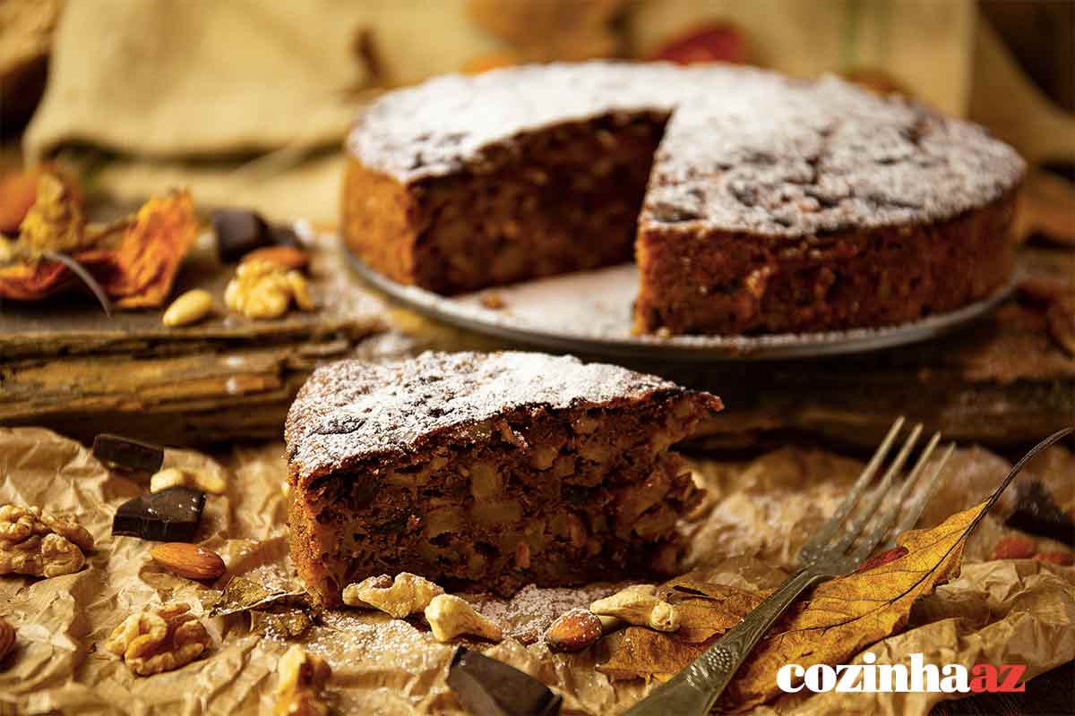 Bolo de Nozes com Maçã