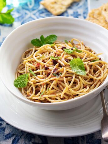 Macarrão com azeitonas