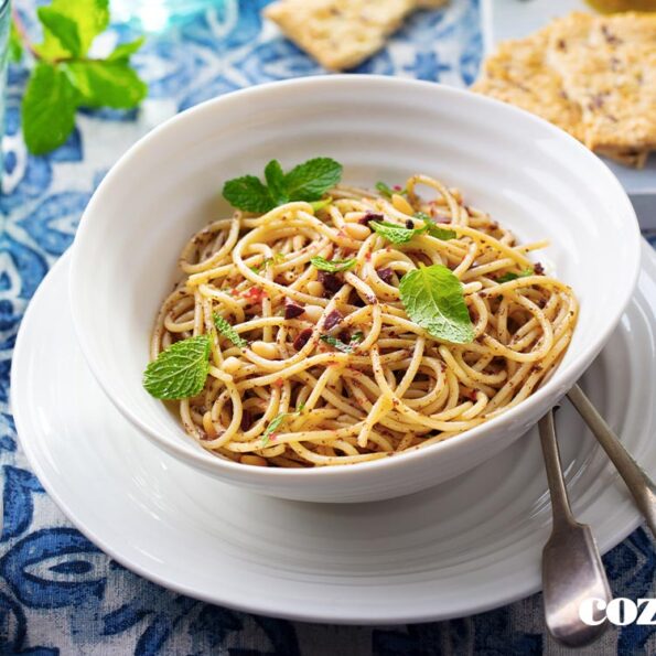 Macarrão com azeitonas