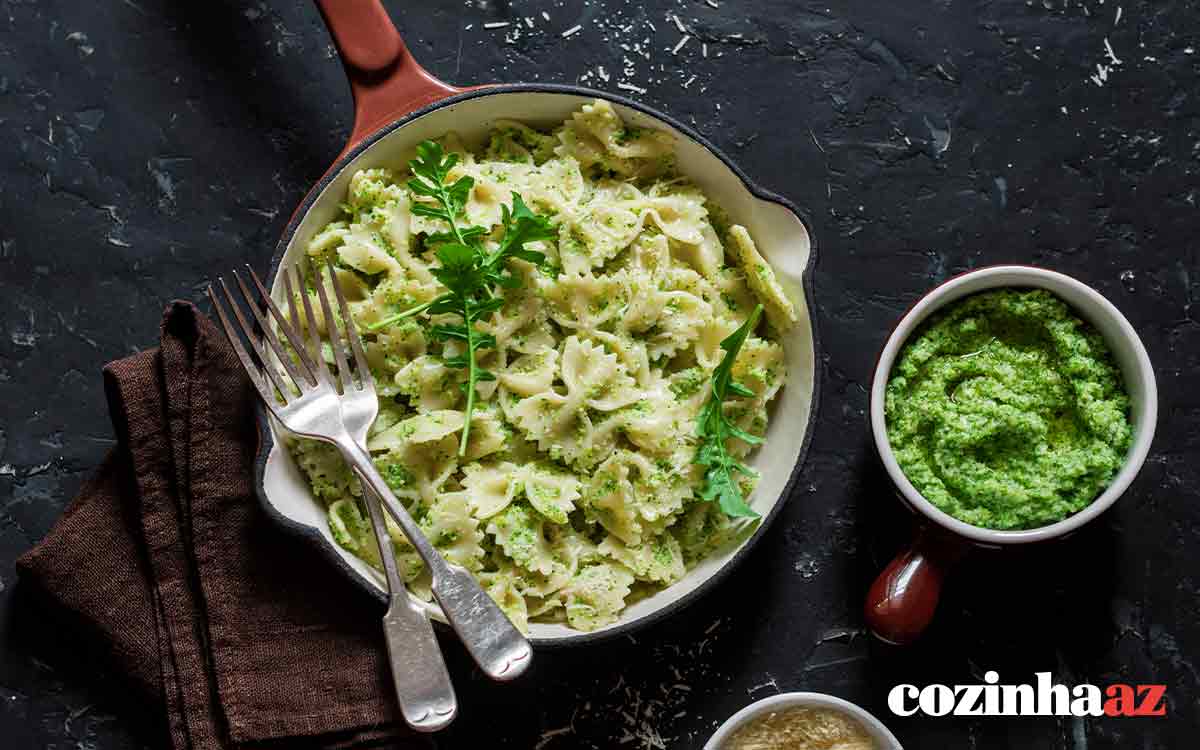 macarrão com brócolis