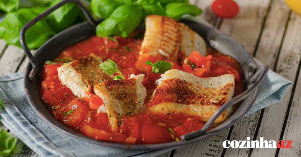 Peixe ao molho de tomate